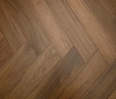 Инженерная доска GreatWood Floor Engeneered Herringbone AZ-HB07 Walnut Agarwood 600*125*15/3 мм(1.2)
